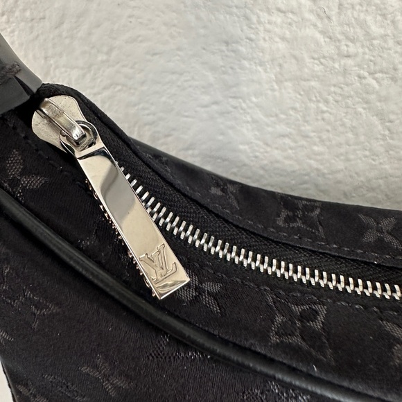 Louis Vuitton Boulogne Shoulder Bag Mini Black Satin - Picture 9 of 13